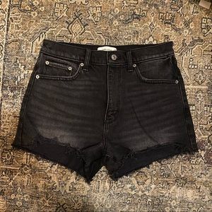 Abercrombie & Fitch high rise mom short